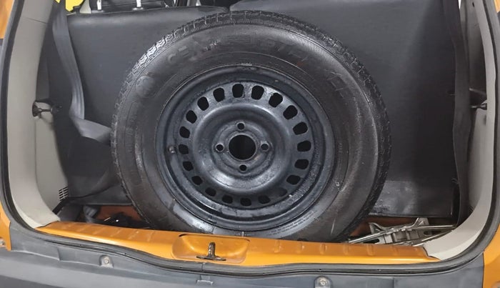 2019 Renault TRIBER RXZ, Petrol, Manual, 33,982 km, Spare Tyre