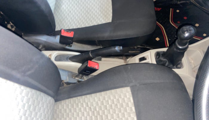 2019 Maruti Alto LXI, Petrol, Manual, 79,039 km, Gear Lever