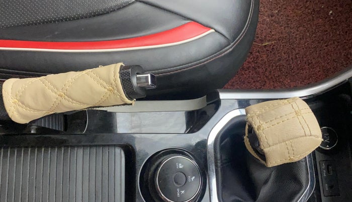 2018 Tata NEXON XZ PLUS DIESEL, Diesel, Manual, 1,04,845 km, Gear Lever