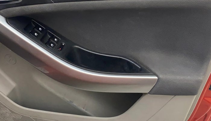 2018 Tata NEXON XZ PLUS DIESEL, Diesel, Manual, 1,04,845 km, Driver Side Door Panels Control