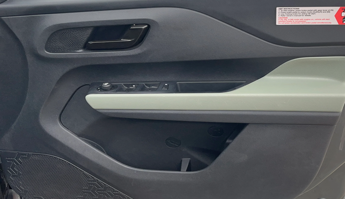 2023 Tata PUNCH ADVENTURE RHYTHM PACK AMT, Petrol, Automatic, 12,658 km, Driver Side Door Panels Control