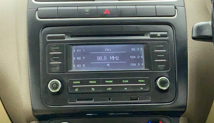 2014 Skoda Rapid ELEGANCE 1.6 MPI AT, Petrol, Automatic, 29,022 km, Infotainment System