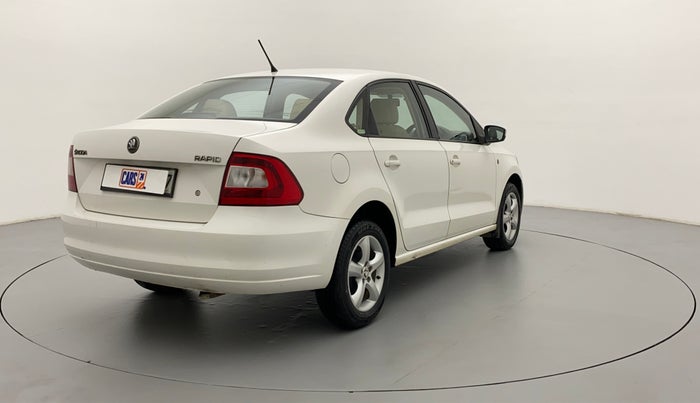 2014 Skoda Rapid ELEGANCE 1.6 MPI AT, Petrol, Automatic, 29,022 km, Right Back Diagonal