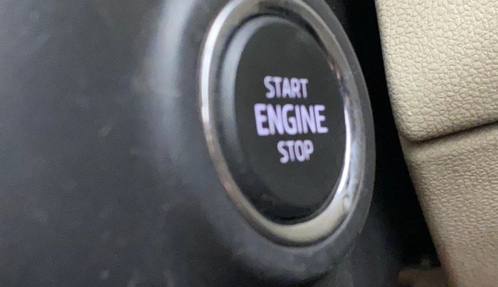 2022 Skoda SLAVIA STYLE 1.0L TSI MT, Petrol, Manual, 68,593 km, Keyless Start/ Stop Button