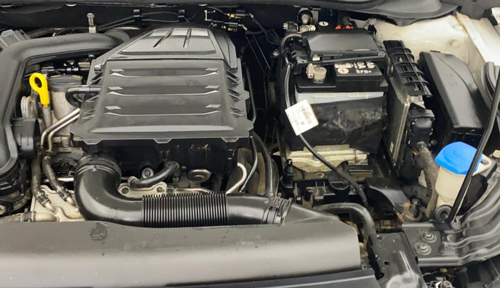 2022 Skoda SLAVIA STYLE 1.0L TSI MT, Petrol, Manual, 68,593 km, Engine View - Left