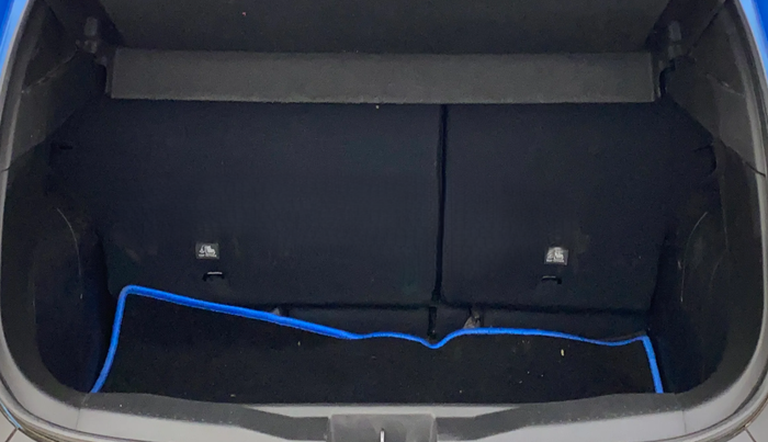 2021 Renault Kiger RXZ MT, Petrol, Manual, 57,005 km, Boot Inside