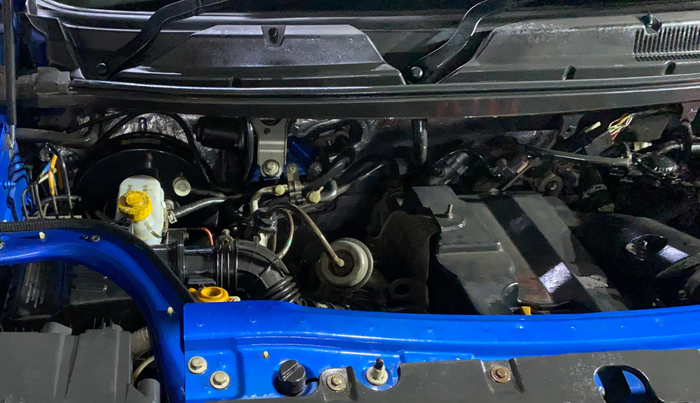 2016 Mahindra TUV300 T8, Diesel, Manual, 81,481 km, Engine View - Right