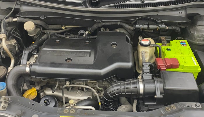2015 Maruti Swift ZDI, Diesel, Manual, 1,49,958 km, Engine View