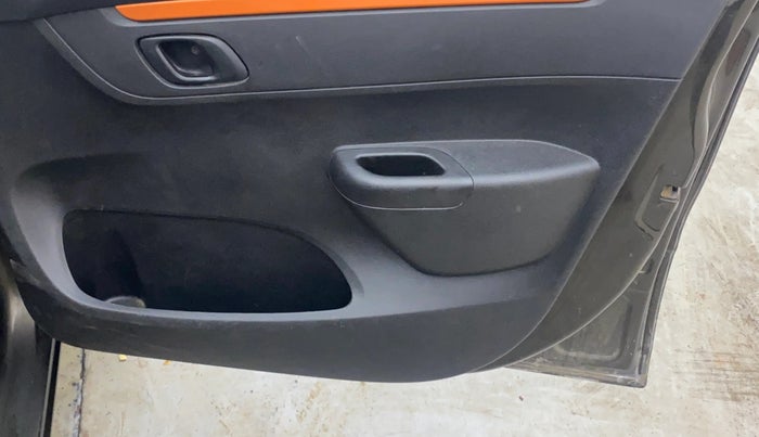 2018 Renault Kwid CLIMBER 1.0 AMT, Petrol, Automatic, 47,441 km, Driver Side Door Panels Control