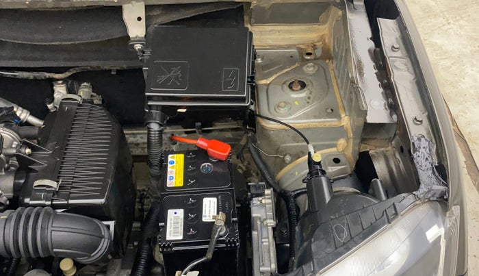 2018 Renault Kwid CLIMBER 1.0 AMT, Petrol, Automatic, 47,441 km, Engine View - Left