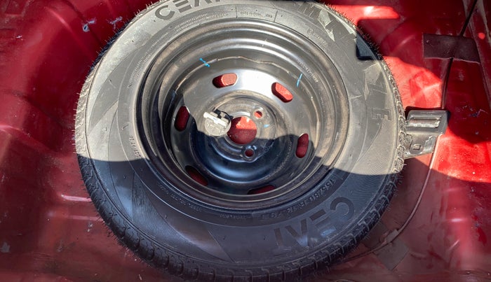 2019 Renault Kwid RXT 1.0 AMT (O), Petrol, Automatic, 95,870 km, Spare Tyre