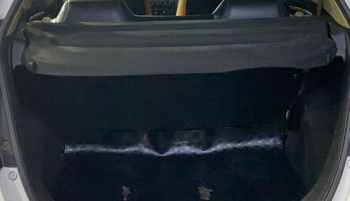 2018 Honda Jazz 1.5L I-DTEC SV, Diesel, Manual, 84,718 km, Boot Inside