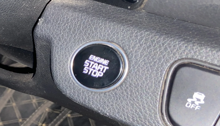 2023 KIA SELTOS HTK PLUS 1.5 IMT, Petrol, Manual, 28,939 km, Keyless Start/ Stop Button