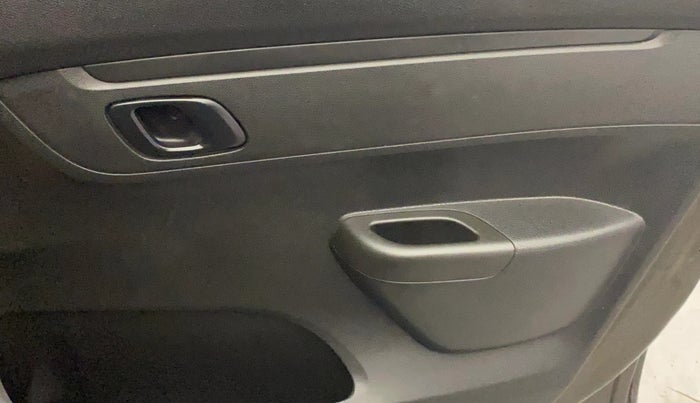 2019 Renault Kwid RXL, Petrol, Manual, 21,757 km, Driver Side Door Panels Control