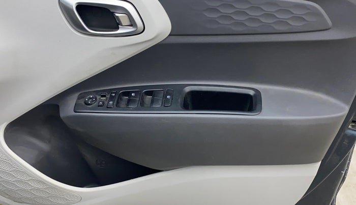 2020 Hyundai GRAND I10 NIOS SPORTZ AMT 1.2 KAPPA VTVT, Petrol, Automatic, 1,01,840 km, Driver Side Door Panels Control