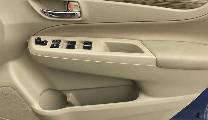 2021 Maruti Ciaz ALPHA  AT 1.5 SHVS PETROL, Petrol, Automatic, 18,414 km, Driver Side Door Panels Control