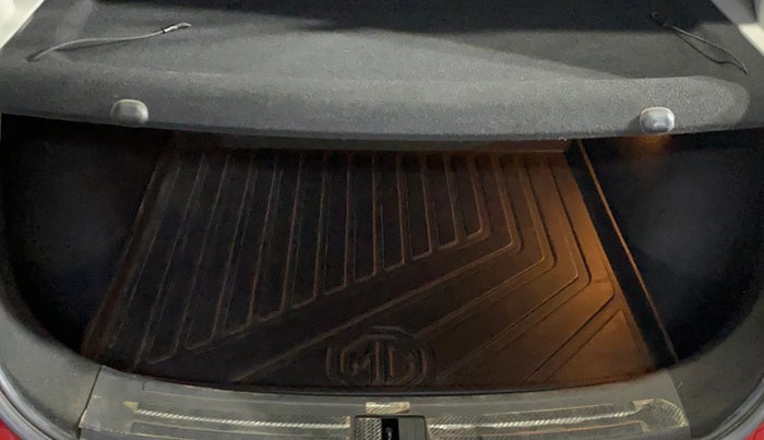 2022 MG ASTOR SAVVY 1.3 TURBO AT S RED, Petrol, Automatic, 17,466 km, Boot Inside