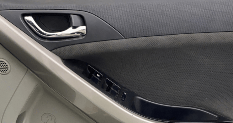 2019 Tata NEXON XZA PLUS PETROL DUAL TONE, Petrol, Automatic, 1,08,546 km, Driver Side Door Panels Control