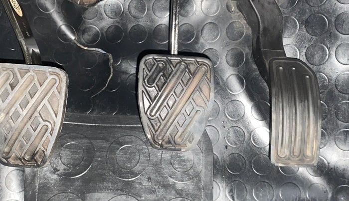 2013 Nissan Micra Active XL, Petrol, Manual, 1,36,687 km, Pedals