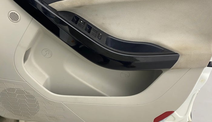 2021 Tata NEXON XZA PLUS SUNROOF PETROL, Petrol, Automatic, 21,426 km, Driver Side Door Panels Control