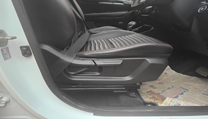 2022 KIA SONET GTX PLUS 1.5 AT, Diesel, Automatic, 46,589 km, Driver Side Adjustment Panel