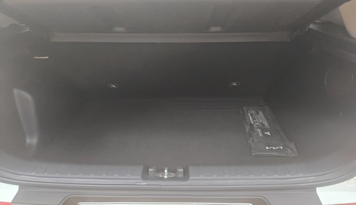 2022 KIA SONET GTX PLUS 1.5 AT, Diesel, Automatic, 46,589 km, Boot Inside