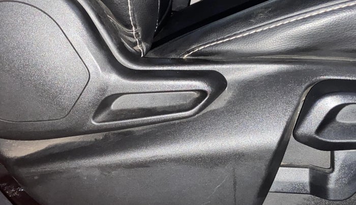 2021 Tata NEXON XZA PLUS SUNROOF DUAL TONE PETROL, Petrol, Automatic, 50,137 km, Driver Side Adjustment Panel