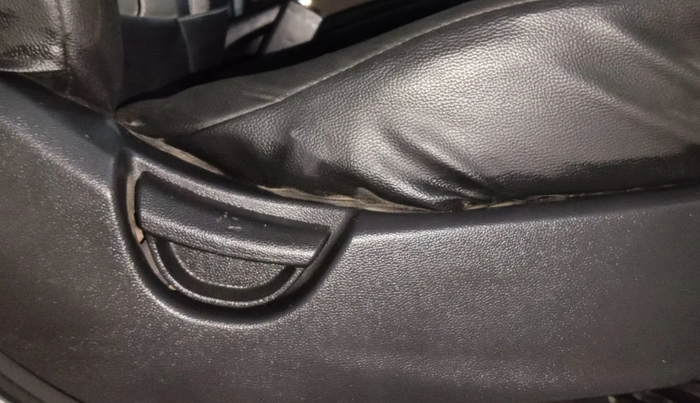 2016 Hyundai Grand i10 SPORTZ 1.2 KAPPA VTVT, Petrol, Manual, 87,439 km, Driver Side Adjustment Panel