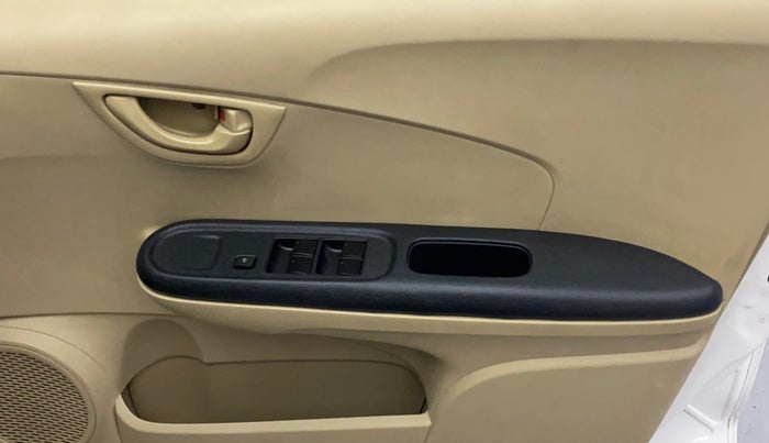 2015 Honda Amaze 1.2L I-VTEC E, Petrol, Manual, 55,169 km, Driver Side Door Panels Control