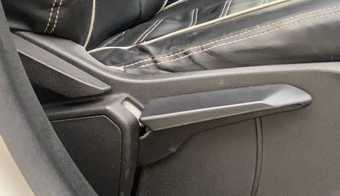 2016 Ford Ecosport TITANIUM 1.5L DIESEL, Diesel, Manual, 78,992 km, Driver Side Adjustment Panel