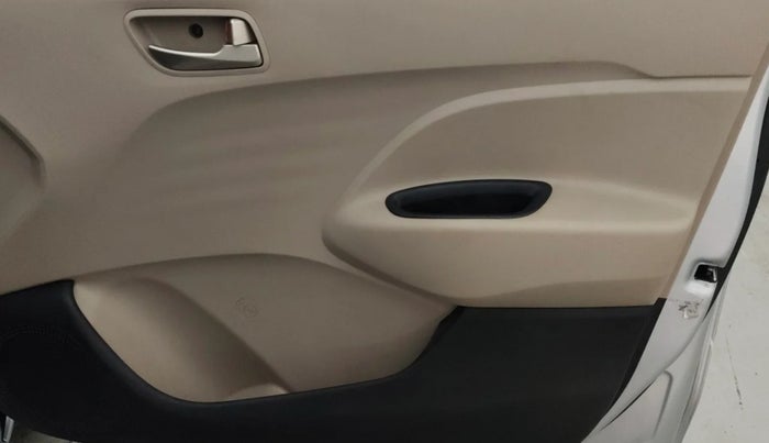 2019 Hyundai NEW SANTRO SPORTZ CNG, CNG, Manual, 1,34,769 km, Driver Side Door Panels Control