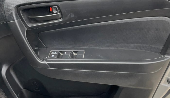 2020 Maruti Vitara Brezza LXI, Petrol, Manual, 59,889 km, Driver Side Door Panels Control
