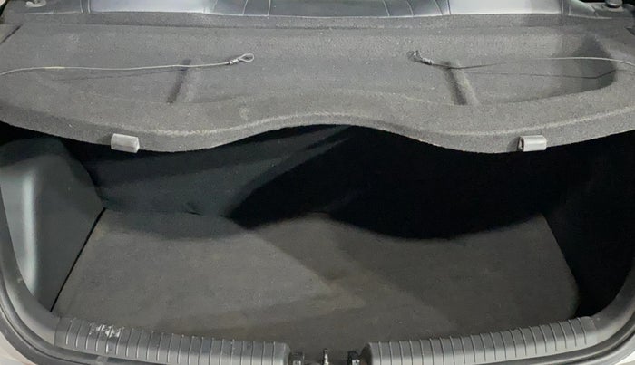 2018 Hyundai Grand i10 MAGNA 1.2 KAPPA VTVT, Petrol, Manual, 6,302 km, Boot Inside