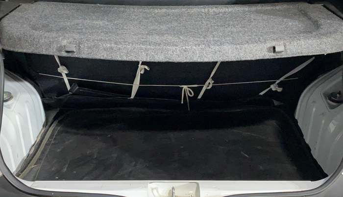 2022 Renault Kwid CLIMBER MT 1.0, Petrol, Manual, 16,332 km, Boot Inside