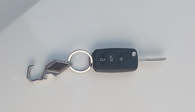 2020 Volkswagen Polo HIGHLINE PLUS 1.0L TSI, Petrol, Manual, 61,014 km, Key Close Up