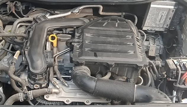 2020 Volkswagen Polo HIGHLINE PLUS 1.0L TSI, Petrol, Manual, 61,014 km, Engine View