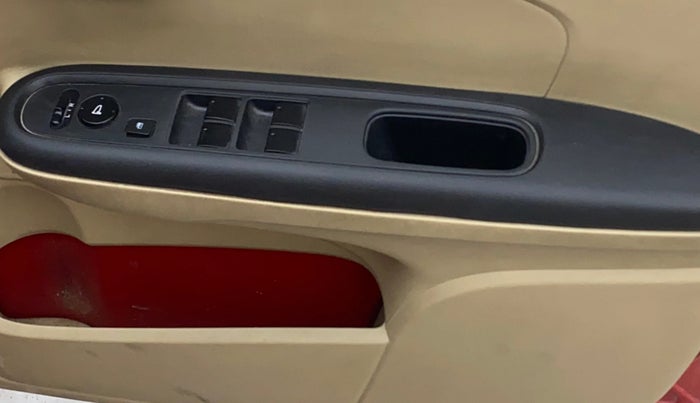 2017 Honda Brio S MT, Petrol, Manual, 75,417 km, Driver Side Door Panels Control