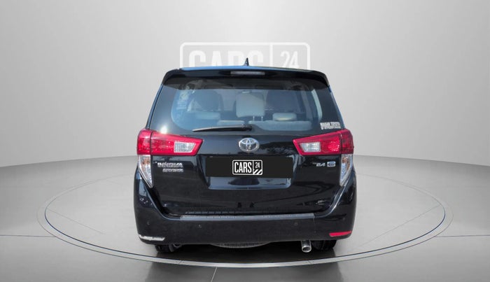 2022 Toyota Innova Crysta 2.4 G 8 STR, Diesel, Manual, 68,122 km, Back/Rear