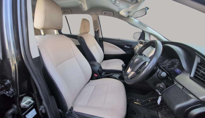 2022 Toyota Innova Crysta 2.4 G 8 STR, Diesel, Manual, 68,122 km, Right Side Front Door Cabin