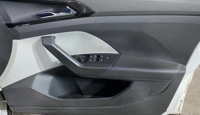 2022 Skoda KUSHAQ STYLE 1.5L TSI DSG, Petrol, Automatic, 50,926 km, Driver Side Door Panels Control