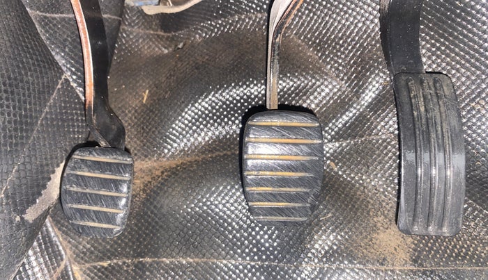 2015 Renault Lodgy 85 PS RXZ, Diesel, Manual, 1,37,572 km, Pedals