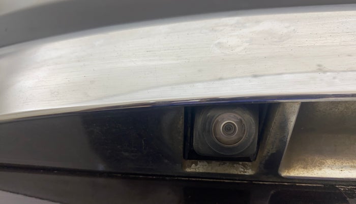 2015 Renault Lodgy 85 PS RXZ, Diesel, Manual, 1,37,572 km, Parking Camera