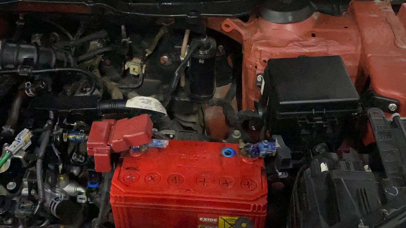 2022 Maruti BREZZA ZXI + AT SMART HYBRID, Petrol, Automatic, 30,104 km, Engine View - Left