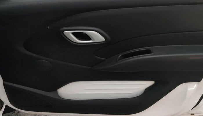 2018 Datsun Redi Go T (O), Petrol, Manual, 43,373 km, Driver Side Door Panels Control