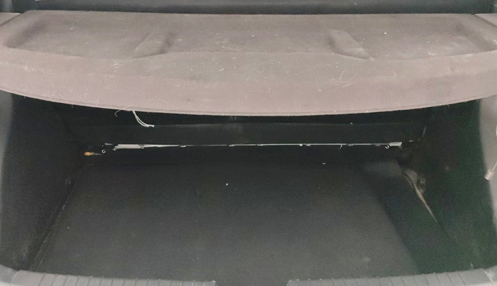 2016 Hyundai Elite i20 MAGNA 1.2, Petrol, Manual, 64,082 km, Boot Inside