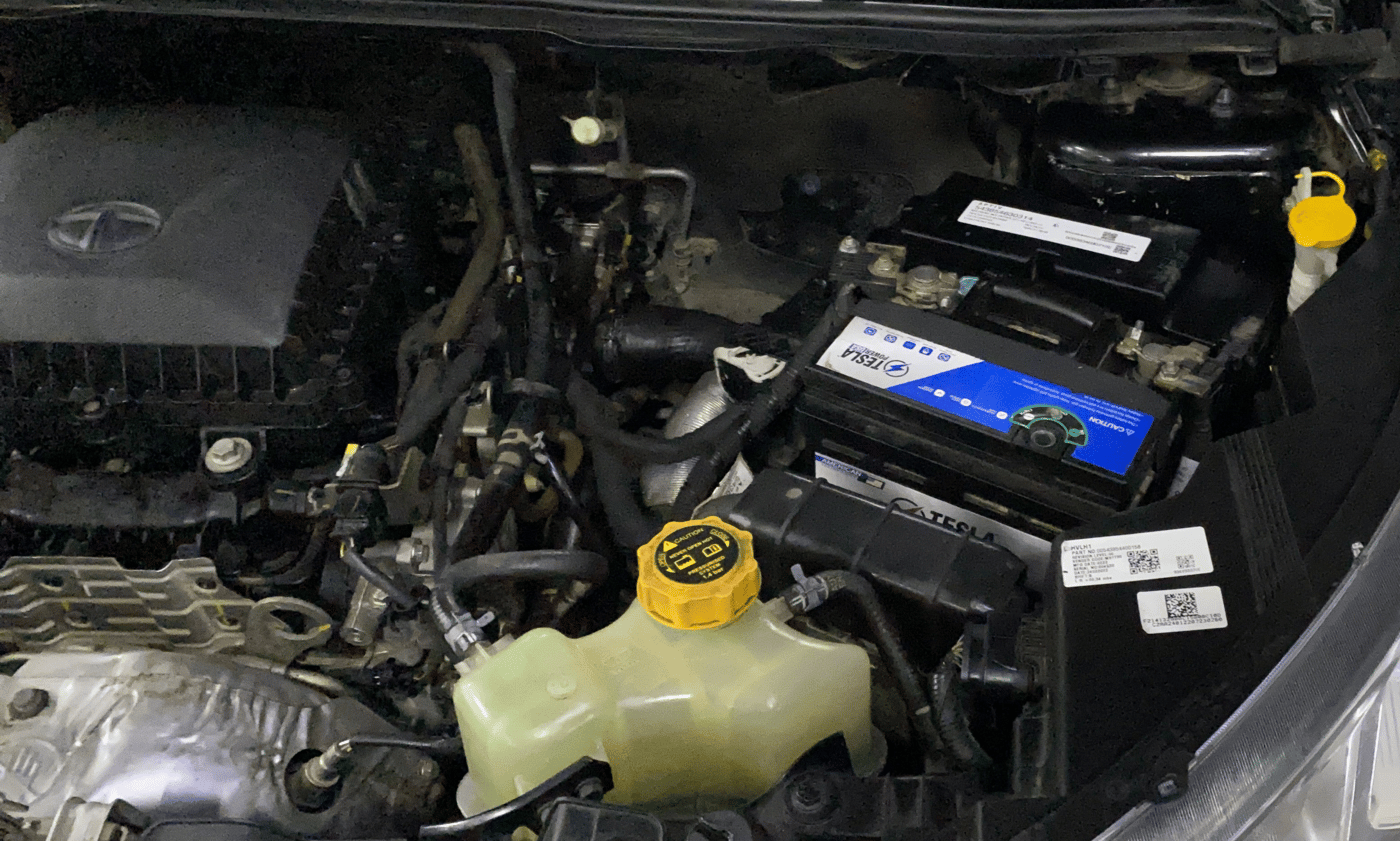 2022 Tata NEXON XZ PLUS PETROL DARK EDITION, Petrol, Manual, 39,137 km, Engine View - Left