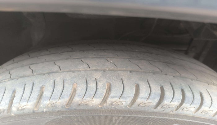 2019 Maruti Vitara Brezza VDI, Diesel, Manual, 69,559 km, Right Rear Tyre Tread