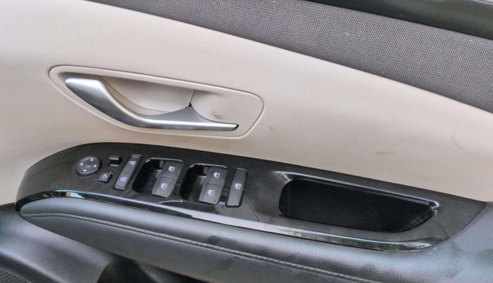 2023 Hyundai Tucson SIGNATURE 2.0 AT DIESEL, Diesel, Automatic, 65,583 km, Driver Side Door Panels Control