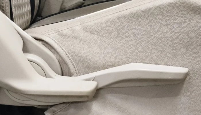 2020 Maruti Dzire VXI, Petrol, Manual, 26,604 km, Driver Side Adjustment Panel