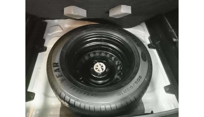 2022 KIA SELTOS HTK PLUS 1.5 DIESEL IMT, Diesel, Manual, 72,277 km, Spare Tyre